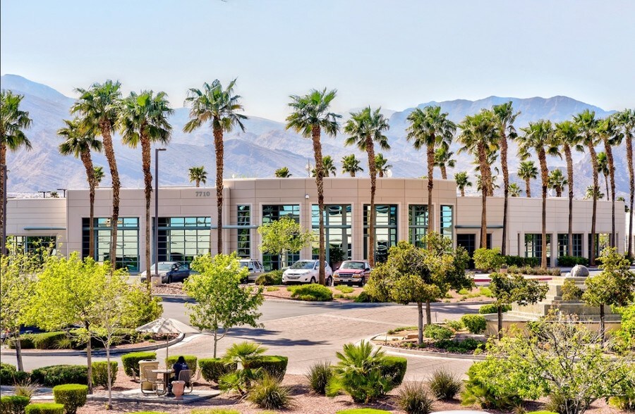 More Photos Of 7710 W Cheyenne Ave, Las Vegas Industrial For Sale