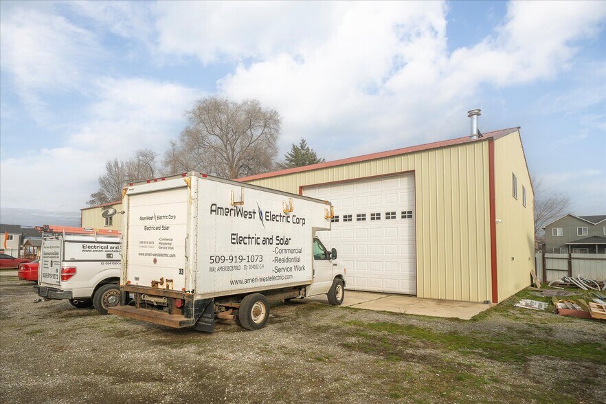 More Photos Of 17220 E Cowley Ave, Spokane Valley Warehouse For Sale