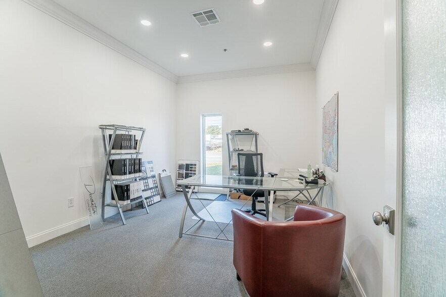 More Photos Of 1803 Abutment Rd, Dalton Warehouse For Sale