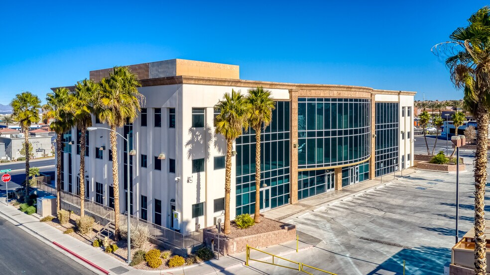 More Photos Of 2705 W Horizon Ridge Pky, Henderson Office For Sale