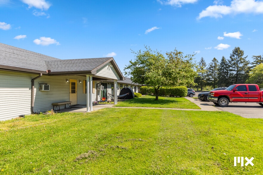 More Photos Of 777 Orleans Blvd, Coldwater Apartments For Sale