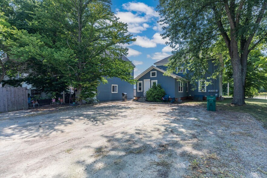 More Photos Of 2 Pleasant St, Rochester Apartments For Sale