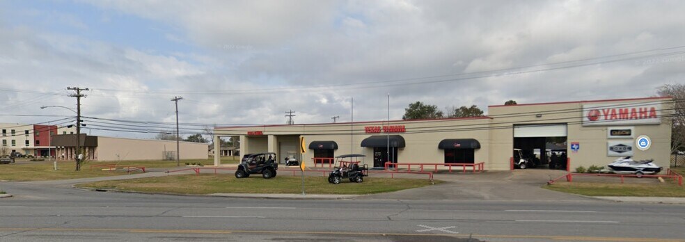 More Photos Of 8302 FM 1765, Texas City Freestanding For Sale