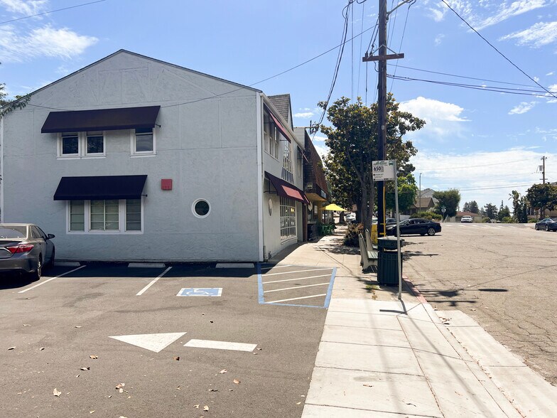 More Photos Of 1430 Leimert Blvd, Oakland Office For Lease