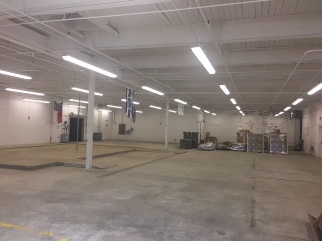 More Photos Of 612 E Main St, Pilot Mountain Manufacturing For Sale