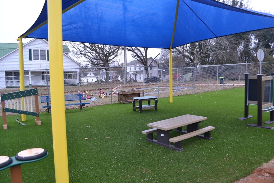 More Photos Of 143 Henrietta St, Ellenboro Schools For Sale