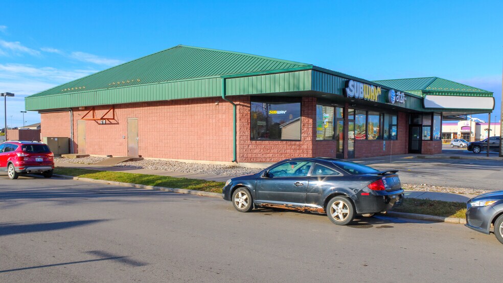 More Photos Of 536 N Lincoln Rd, Escanaba General Retail For Lease