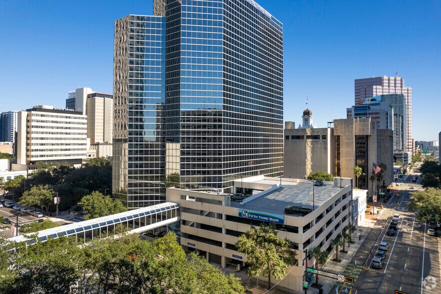 More Photos Of 201 E Kennedy Blvd, Tampa Office For Lease