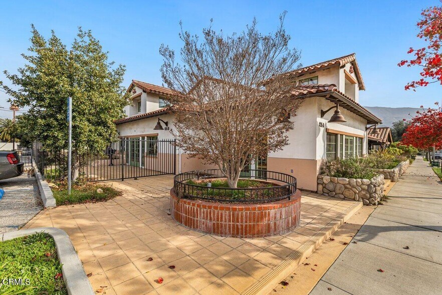 More Photos Of 125 S 10th St, Santa Paula Restaurant For Lease