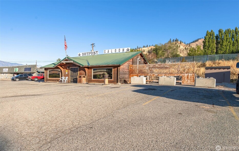 More Photos Of 5720 Vale Rd, Cashmere General Retail For Sale