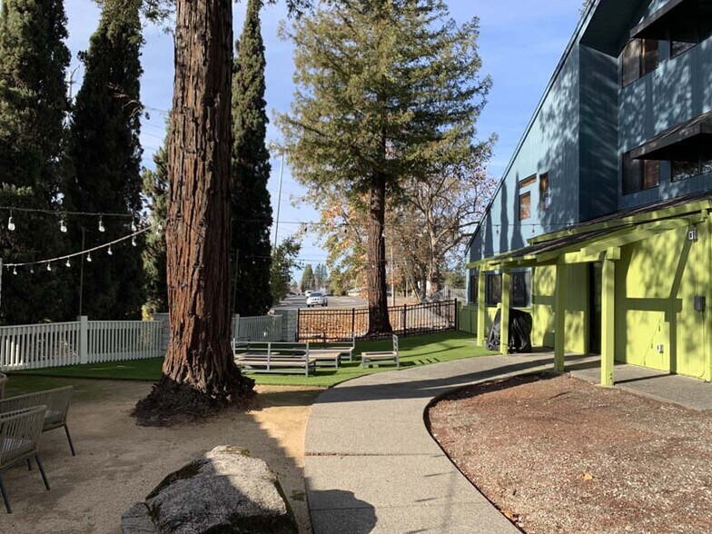 More Photos Of 101 Wikiup Dr, Santa Rosa Office For Lease