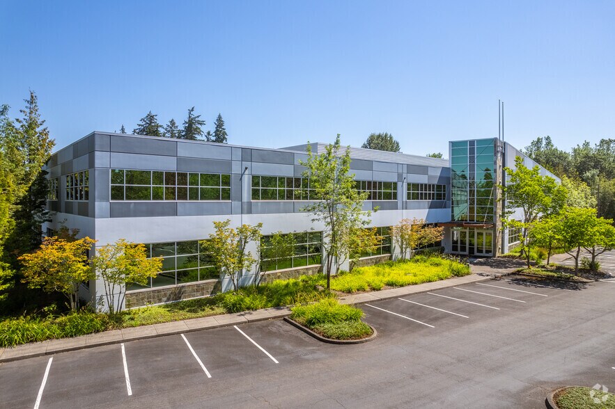 Primary Photo Of 3030 NE Aloclek Dr, Hillsboro Office For Sale