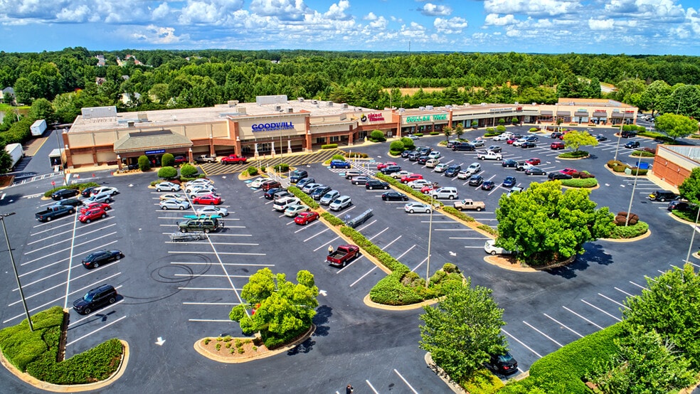 Primary Photo Of 250 Jonesboro Rd, Mcdonough Unknown For Lease