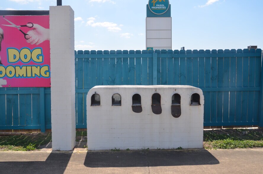 More Photos Of 315 Kings Hwy, Brownsville Storefront For Sale