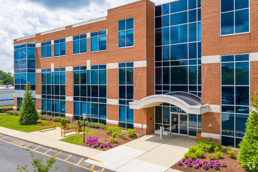 More Photos Of 731 Alexander Rd, Princeton Unknown For Lease