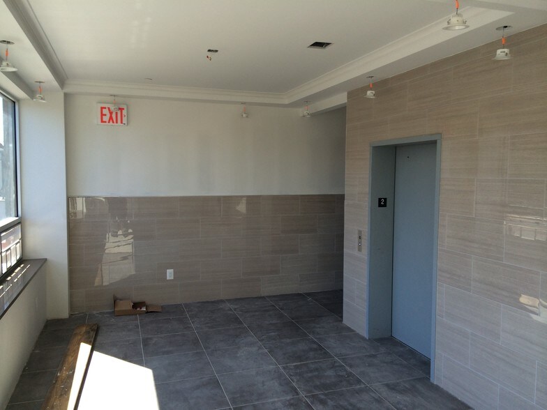 More Photos Of 1767 Southern Blvd, Bronx Storefront Retail Residential For Lease
