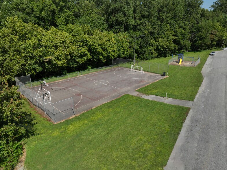 More Photos Of 100 S Kirkland Ave, Elkin Apartments For Sale