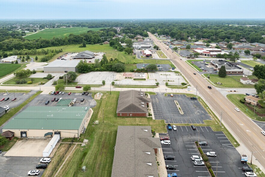 More Photos Of 4390 N Illinois St, Swansea Land For Sale