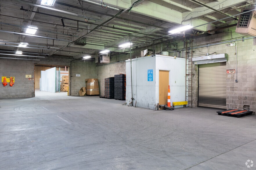 More Photos Of 1931 G St, Fresno Warehouse For Lease