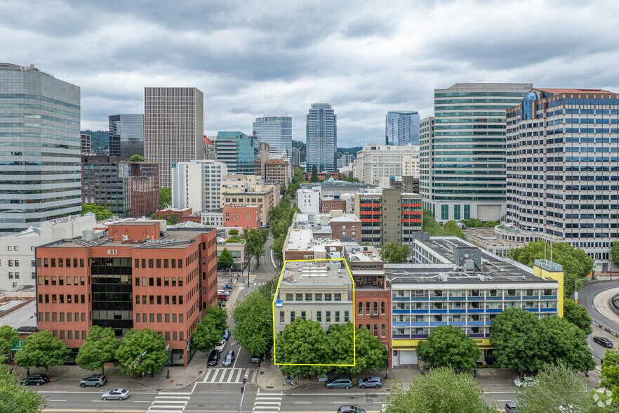 More Photos Of 55 SW Yamhill St, Portland Office For Lease