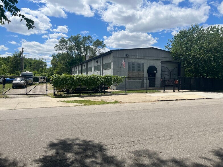 More Photos Of 1157 Concord St, Detroit Light Manufacturing For Sale
