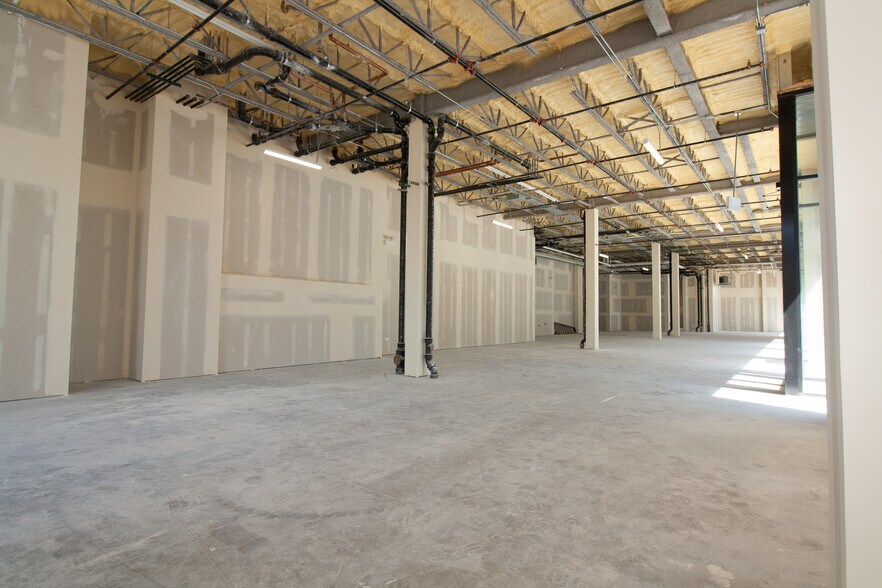 More Photos Of 1710 N Western Ave, Chicago Apartments For Lease