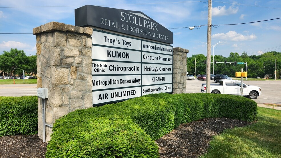 More Photos Of 11800-11922 W 119th St, Overland Park Unknown For Lease