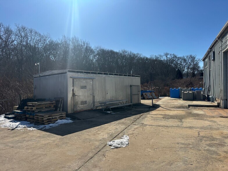 More Photos Of 20 Walts Way, Narragansett Warehouse For Sale