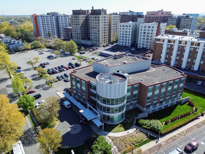 More Photos Of 310 Central Ave, East Orange Medical For Lease