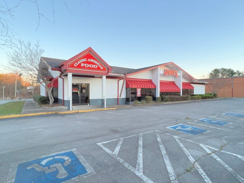 More Photos Of 880 S Jefferson Ave, Cookeville Restaurant For Sale