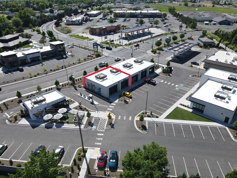 More Photos Of 1450 Bombing Range Rd, West Richland Storefront For Lease