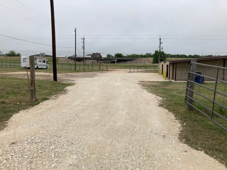 More Photos Of 4017 Interstate 10, Seguin Self Storage For Sale