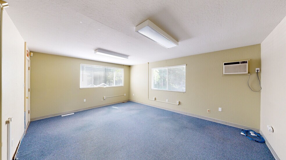 More Photos Of 13350 Big Basin Way, Boulder Creek Medical For Lease