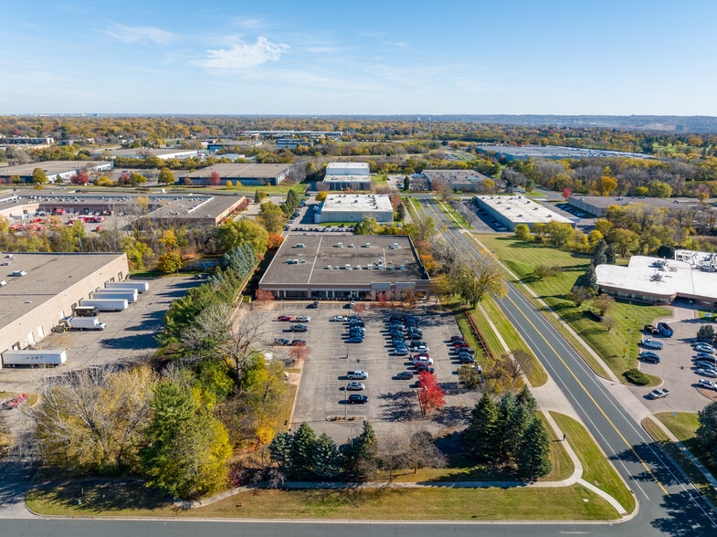 More Photos Of 6900 W 110th St, Bloomington Office For Sale