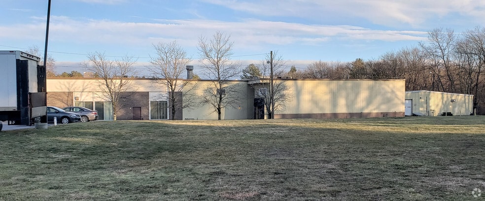 More Photos Of 342-348 Circuit St, Hanover Manufacturing For Lease