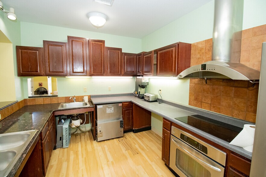 More Photos Of 224 E Central Ave, Andover Rehabilitation Center For Sale