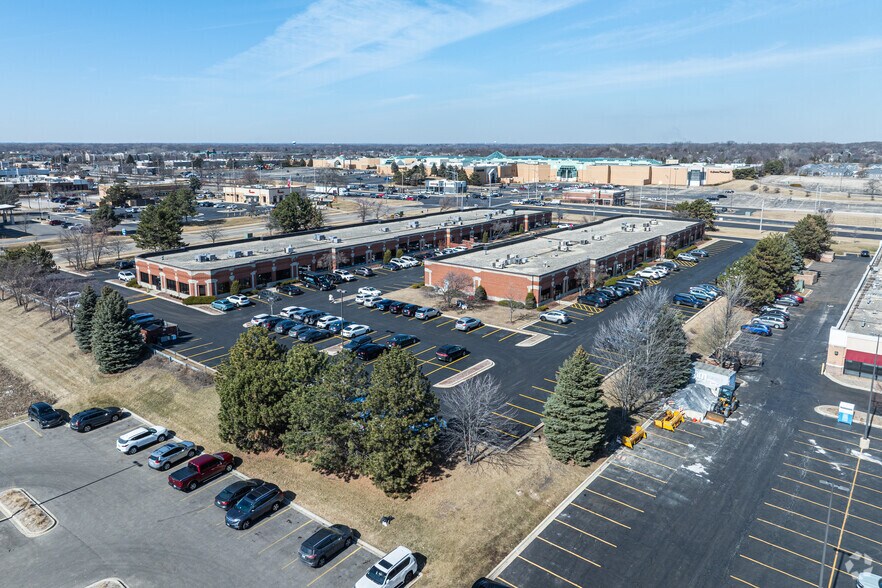 More Photos Of 3805 E Main St, St Charles Unknown For Lease