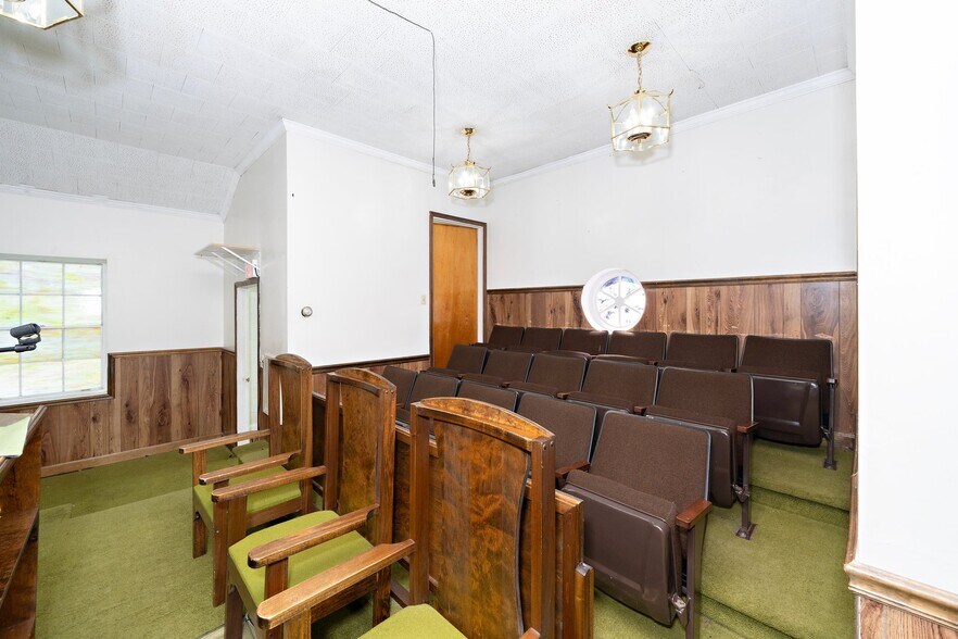 More Photos Of 711 Holt St, Mebane Religious Facility For Sale