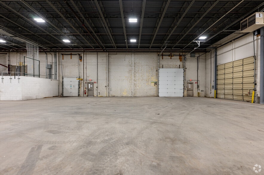 More Photos Of 1810 S Lynhurst Dr, Indianapolis Unknown For Lease