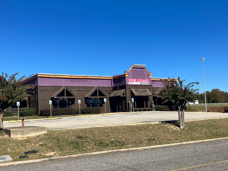 More Photos Of 7724 Ludington Ln, Birmingham Restaurant For Lease
