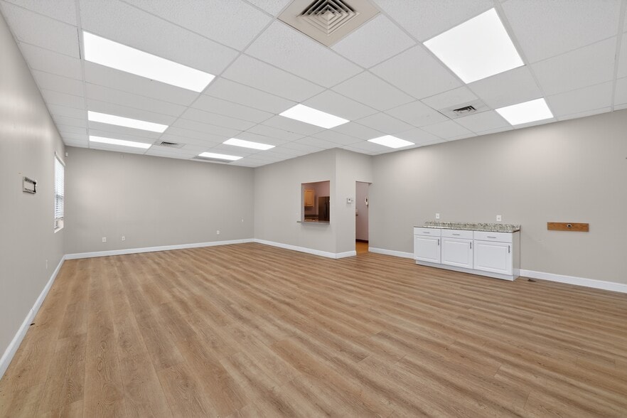 More Photos Of 3651 Virginia Ave, Fort Pierce Medical For Sale