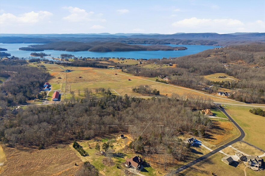 More Photos Of 1522 New Hope Rd, Rockwood Specialty For Sale
