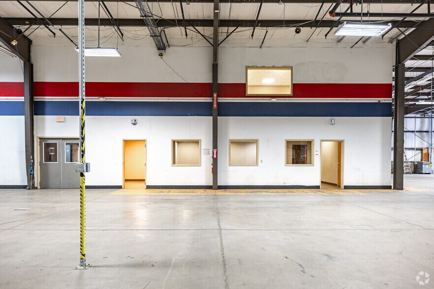 More Photos Of 1205-1227 Barberry Dr, Janesville Manufacturing For Sale