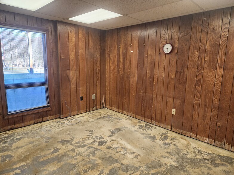 More Photos Of 1000 Lucerne Rd, Homer City Manufacturing For Sale