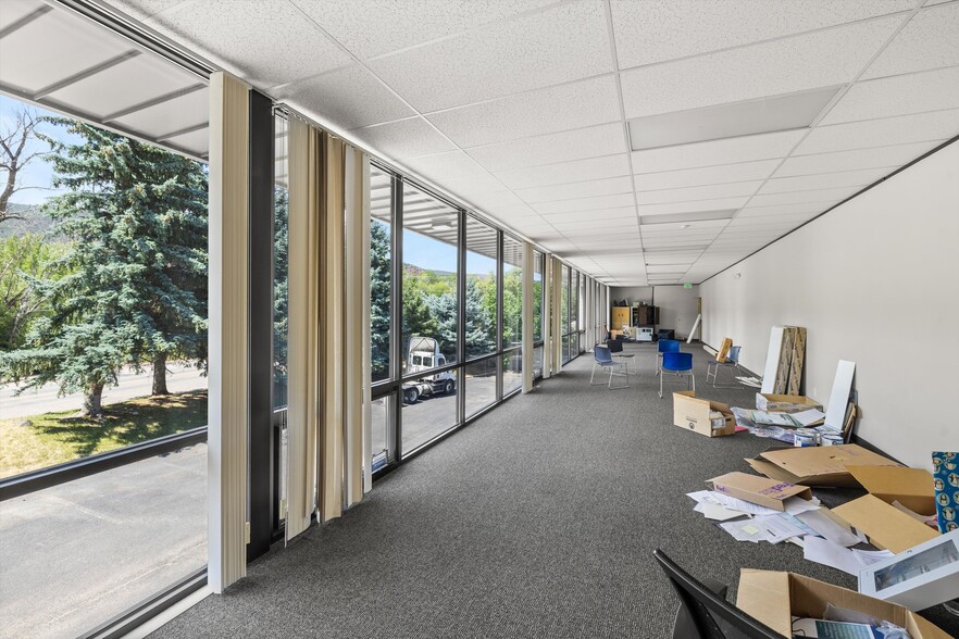 More Photos Of 35 Sunset Dr, Basalt Warehouse For Sale
