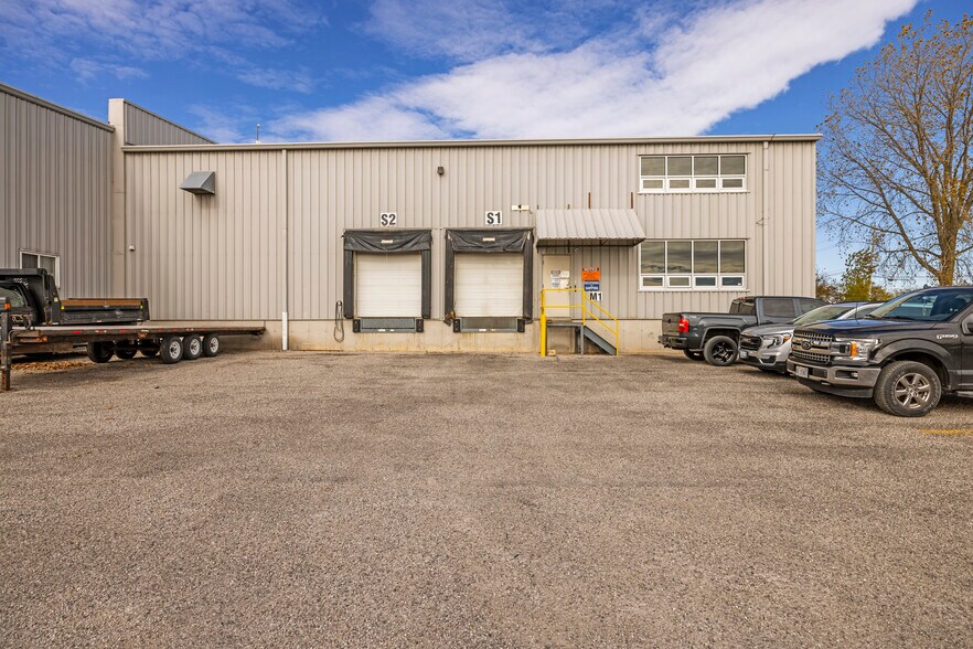 More Photos Of 306 Darrell Dr, Ayr Industrial For Lease