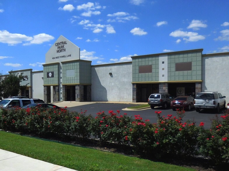 More Photos Of 404 W Powell Ln, Austin Warehouse For Lease