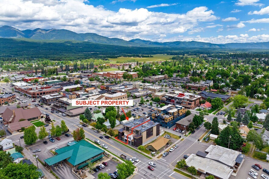 More Photos Of 329 Baker Ave, Whitefish Office For Sale