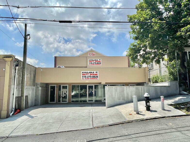 Primary Photo Of 150-30 12th Ave, Whitestone Apartments For Sale