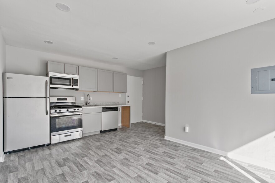 More Photos Of 1600-1608 28th Pl SE, Washington Multifamily For Sale